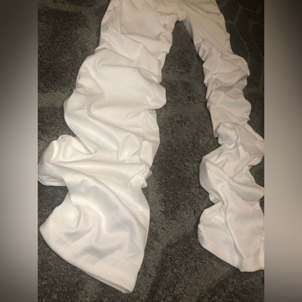 NWOT ALL WHITE 2-PIECE STACKED JUMPSUIT